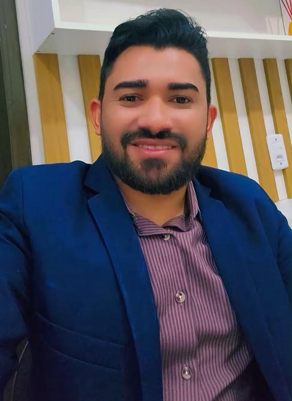 Retrato de Lúcio Amorim divulgado pelo site do vereador
